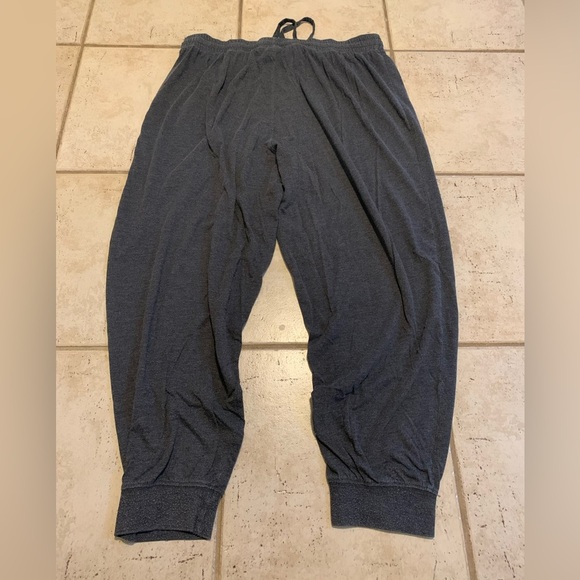 GUINNESS XL/EG Dark Gray Speckled Logo Cropped Jogger Sweatpants 2020 - Picture 2 of 6
